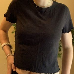 Hollister must have collection crop tee SIZE M